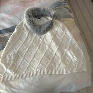 Cape with faux gray fur. Perfect condition!